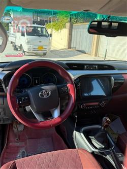 تويوتا هايلوكس